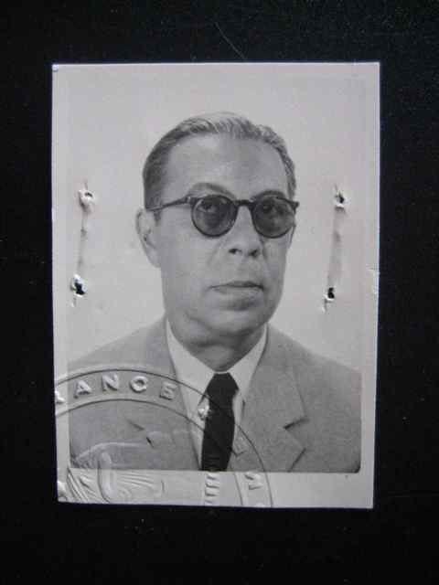 http://egyptiansurrealism.com/files/gimgs/7_henein---identite-2.jpg